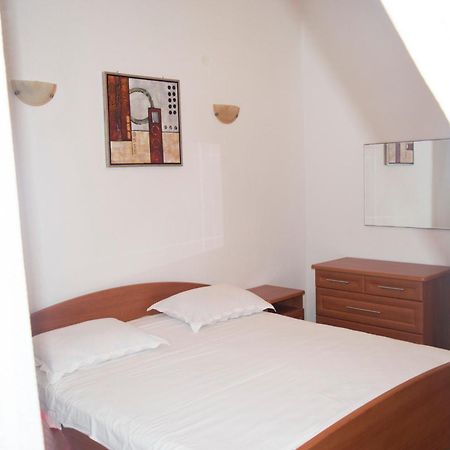 Apartments Vinka Podstrana Pokój zdjęcie