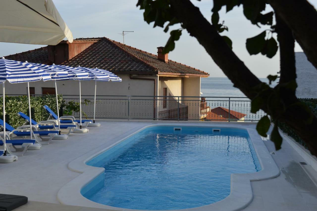 Apartments Vinka Podstrana Zewnętrze zdjęcie